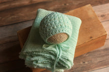 画像をギャラリービューアに読み込む, Mint Avery Bonnet Newborn Bonnet