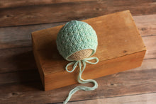 画像をギャラリービューアに読み込む, Mint Avery Bonnet Newborn Bonnet