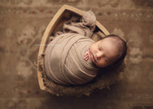 Laden Sie das Bild in den Galerie-Viewer, Pick 15-Double Length Extra Long Wraps