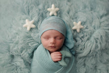 Cargar imagen en el visor de la galería, Little Felt Moon and Stars Set