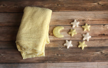 Загрузить изображение в средство просмотра галереи, Лимонная упаковка и Маленькая Войлочная Луна и Звезды